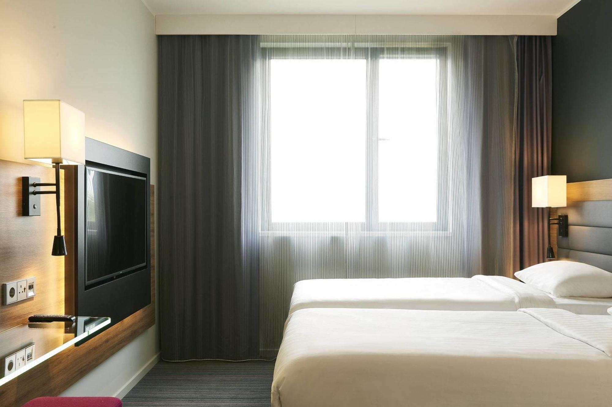 Moxy Frankfurt Eschborn Ξενοδοχείο Εξωτερικό φωτογραφία