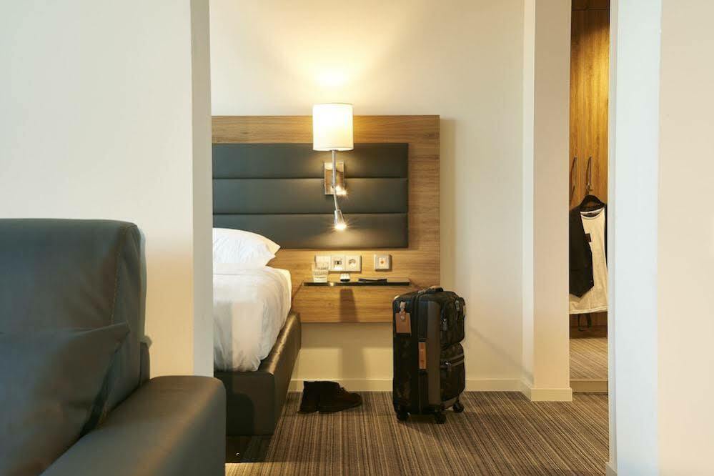 Moxy Frankfurt Eschborn Ξενοδοχείο Εξωτερικό φωτογραφία