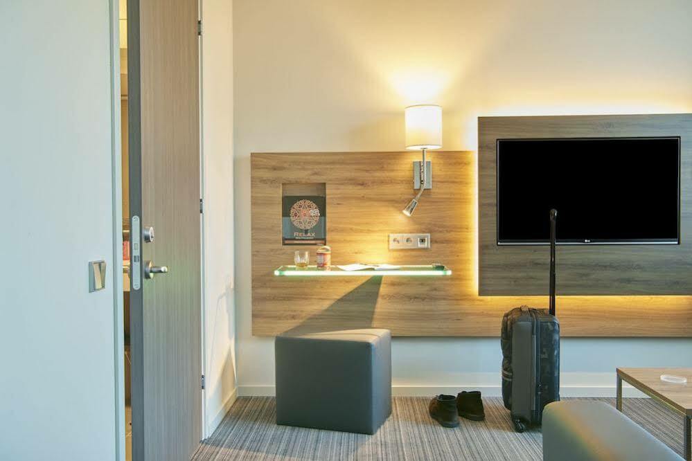Moxy Frankfurt Eschborn Ξενοδοχείο Εξωτερικό φωτογραφία